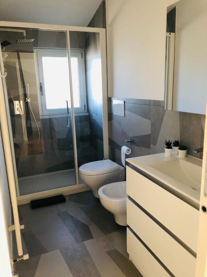 Apartamento Sunrise Beach House - Sea View Montesilvano Marina Exterior foto